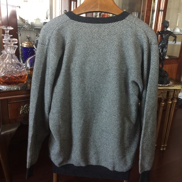 Men’s Contrast Trim V Neck Cashmere Sweater XL - Picture 2 of 7